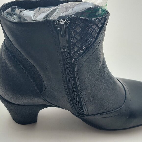 Cloud Genuine Leather Ankle Boots - Picture 12 of 14